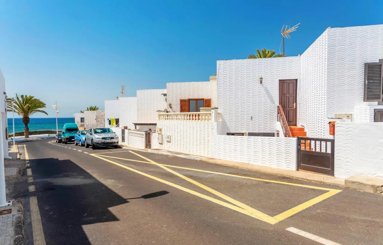 Summer Dreams Beach House Villa Playa Honda  Сasa de vacaciones Playa Honda (Lanzarote)