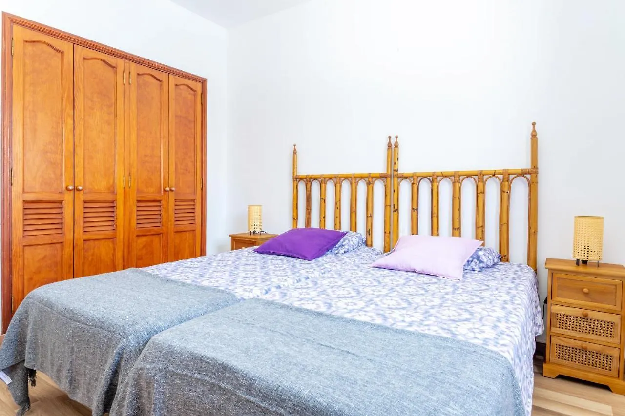 Summer Dreams Beach House Villa Playa Honda  Сasa de vacaciones